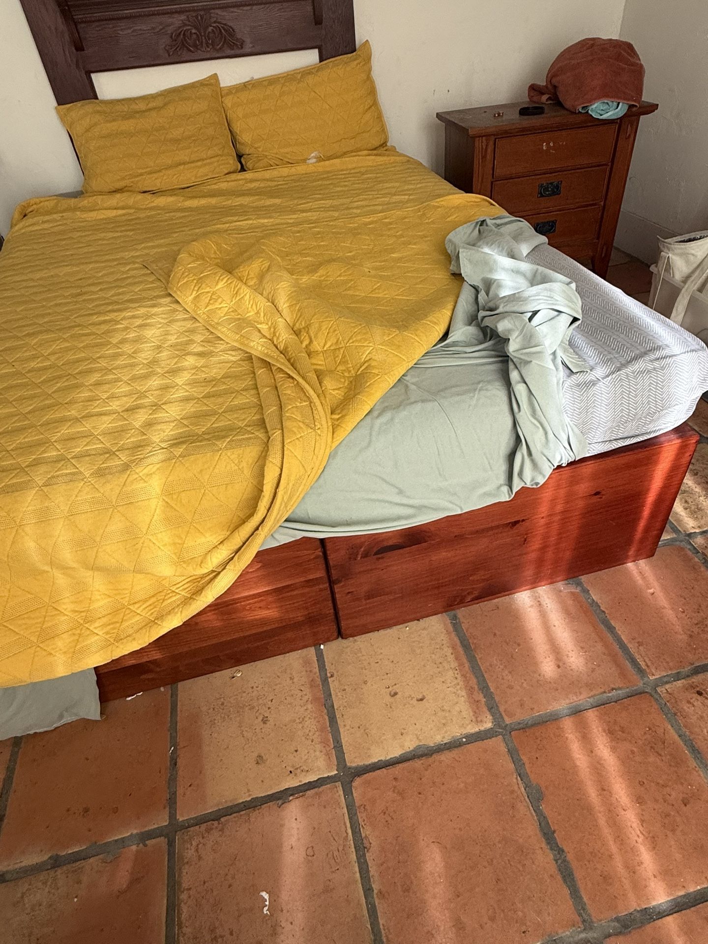 Queen Bed Frame And Mattress