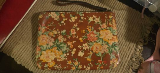 Patricia Nash wallet