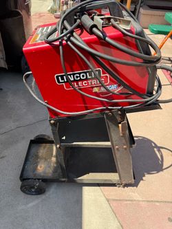 Lincoln welding machine-Welder