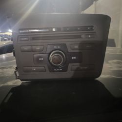 AM/FM Honda Civic Stock Radio