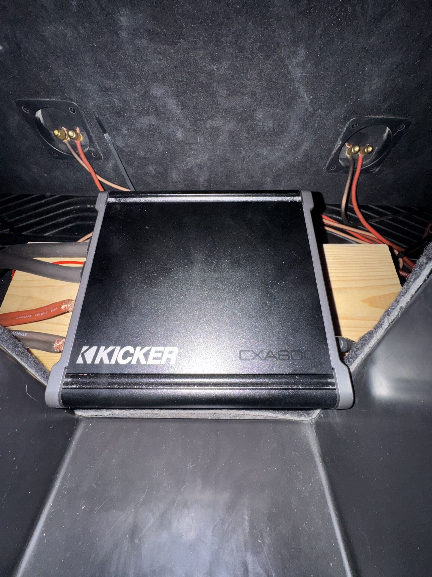 Kicker CXA 800.1 Amp