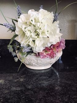 Italian decorative bowl