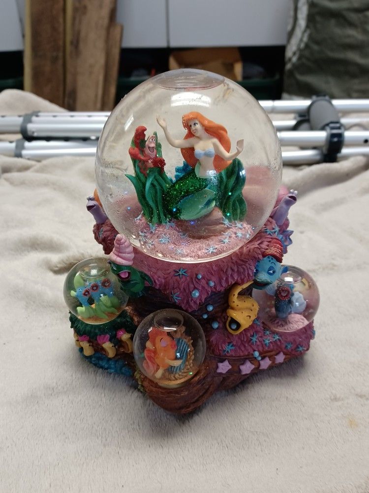 Disney's The Little Mermaid Chime Water Globe