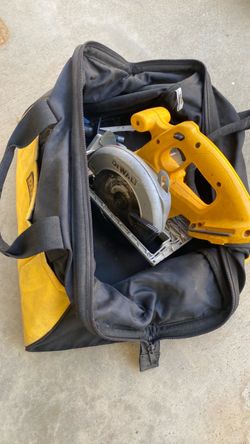 DeWalt saw 6 1/2