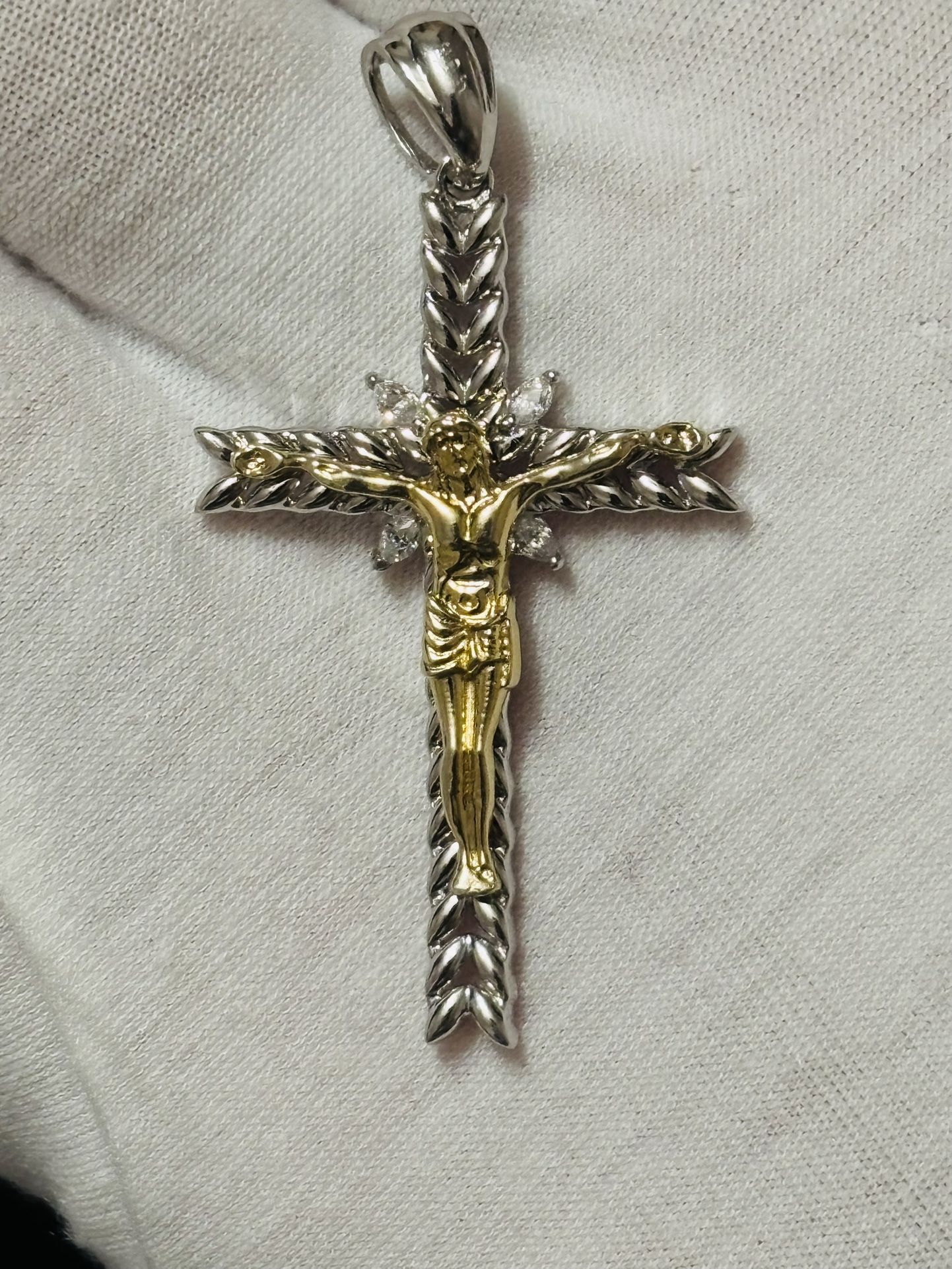 925 Sterling Silver Cross Pendant 