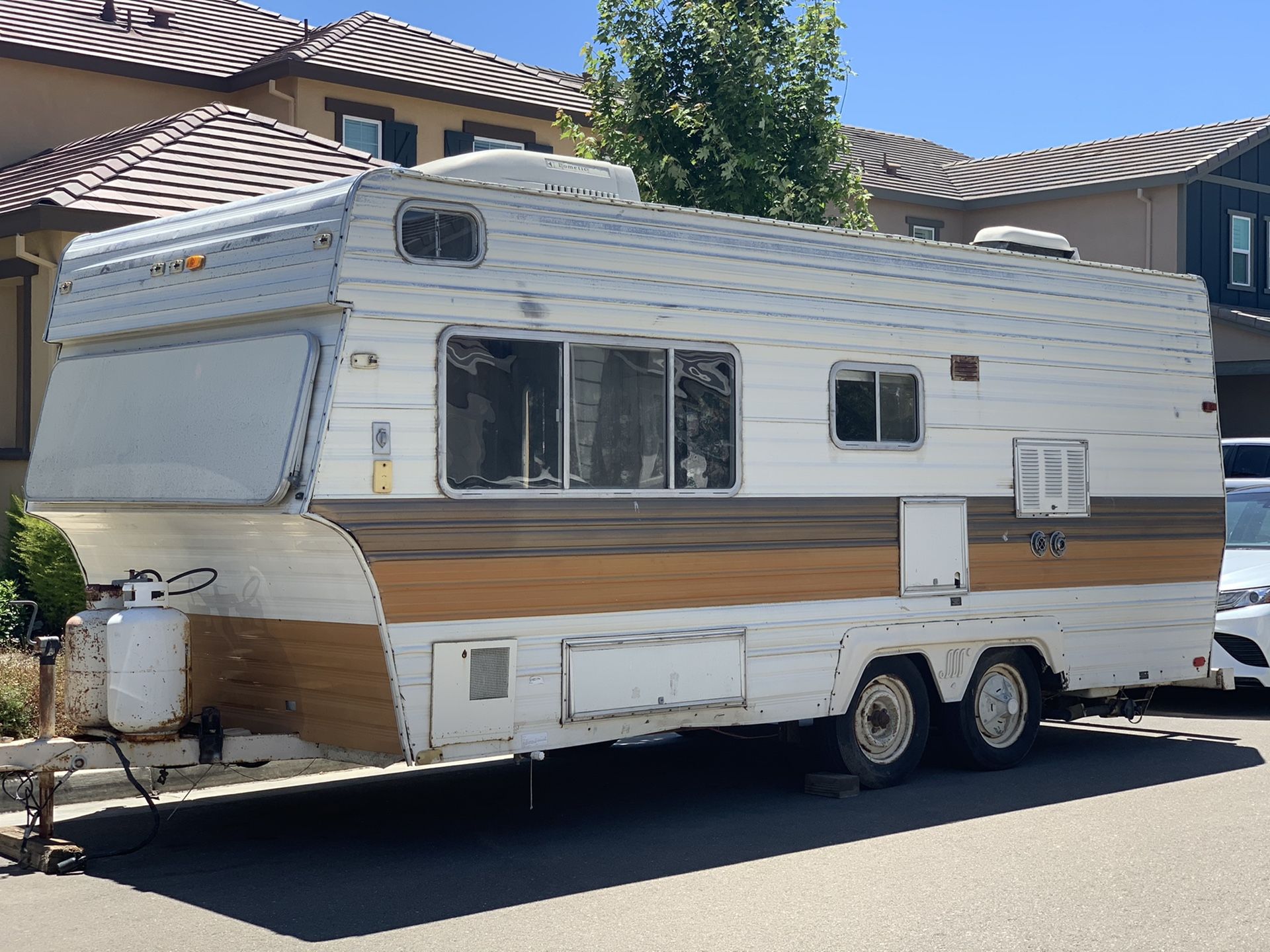 1977 Aljo Skyline 20 Ft