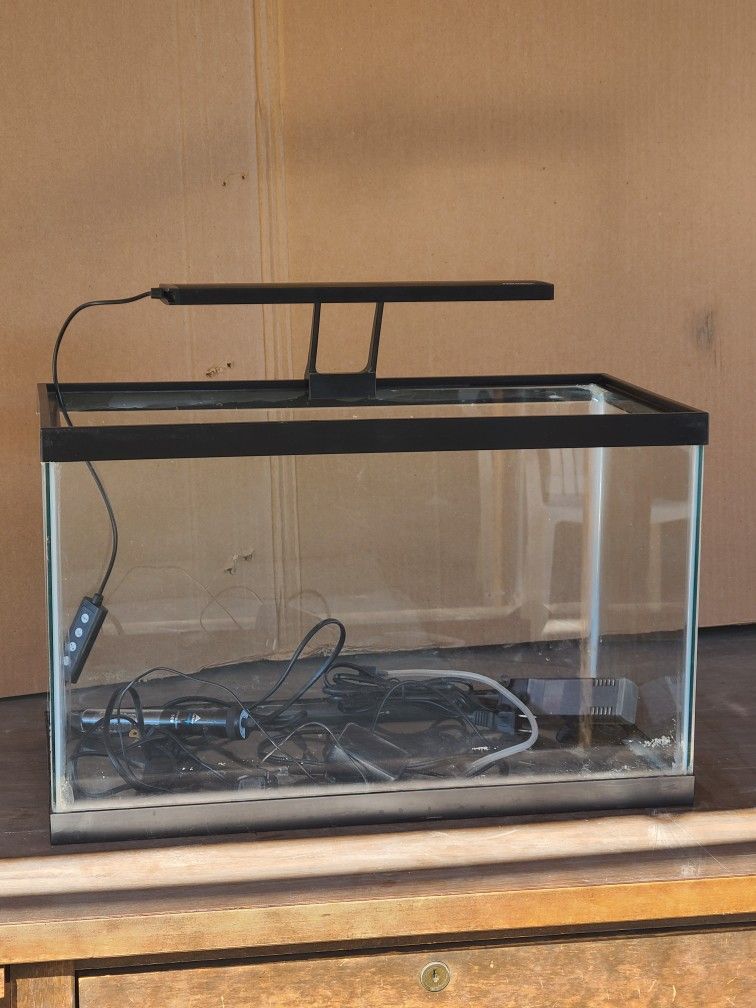 Fish Tank 10 Gallon