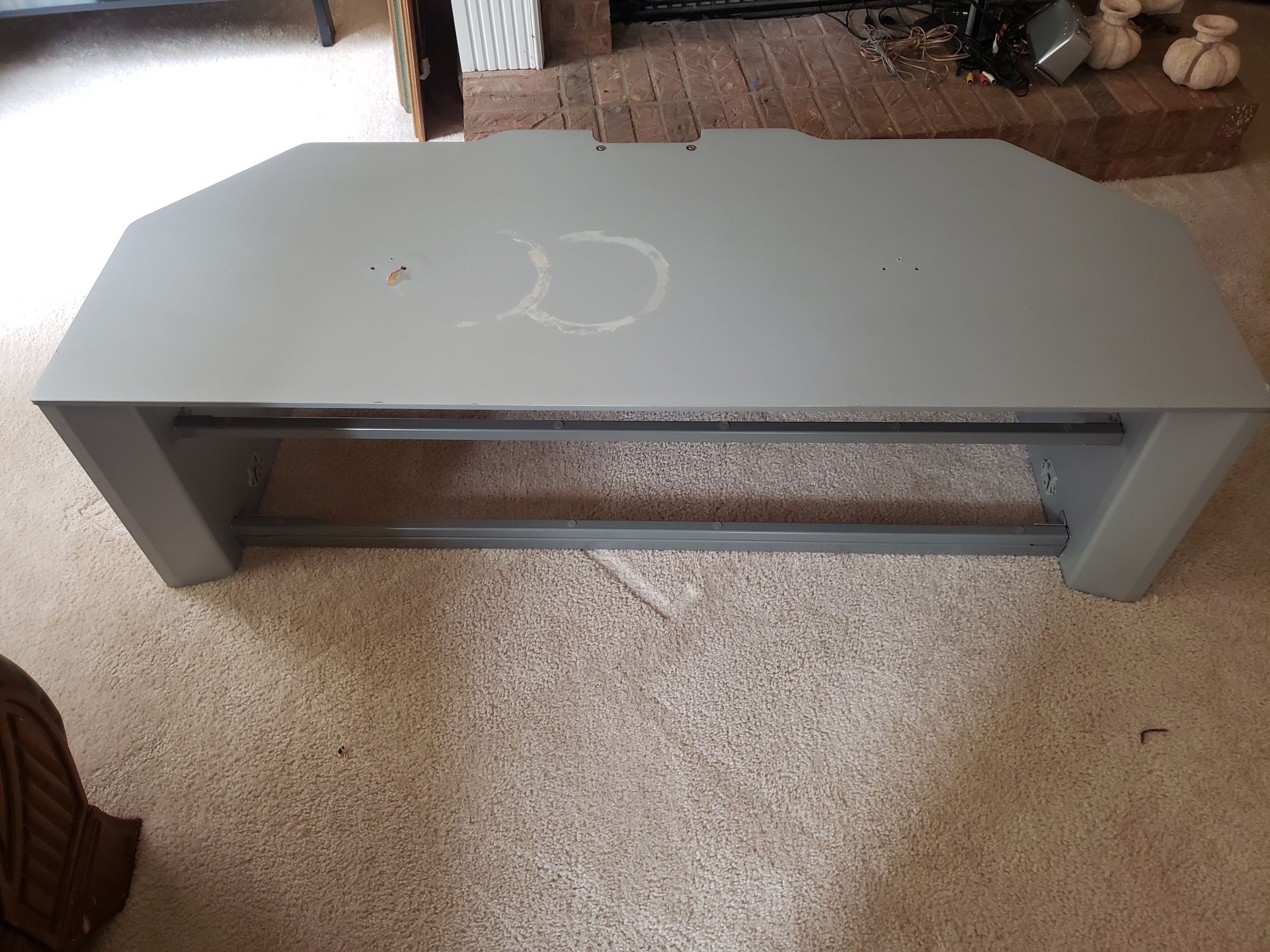 TV Stand With Frosted Glass Shelves 