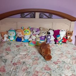 TV Teddy, Violet, And Many More All In Really Good And Working Condition 