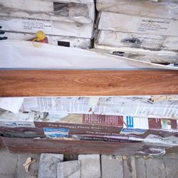  Vinyl Flooring For Sale 23 Sq Ft A Box New 15a box I Have 25 Boxes