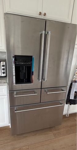 Kitchen Aid Fridge - broken