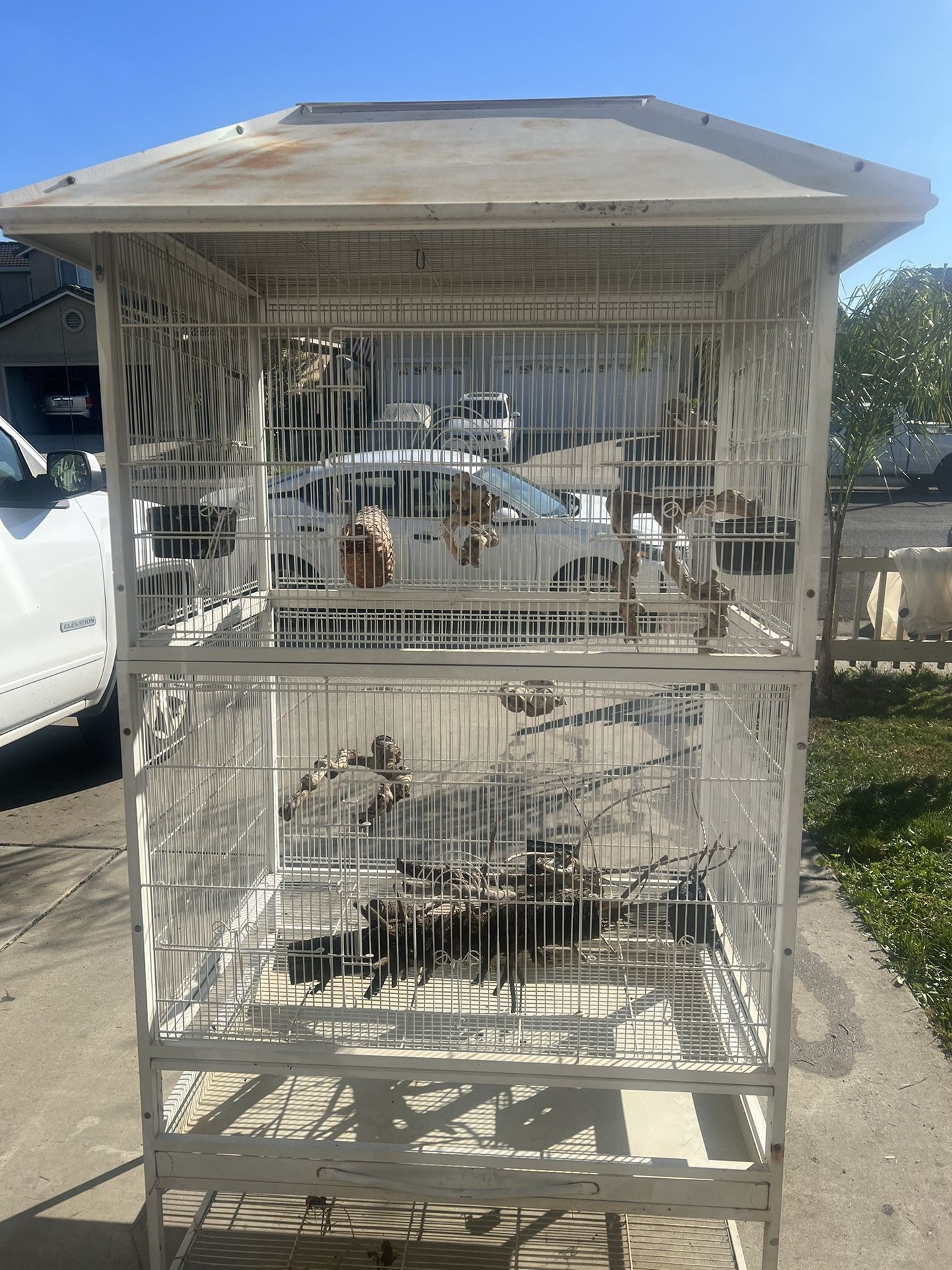 6 Foot White Bird Cage