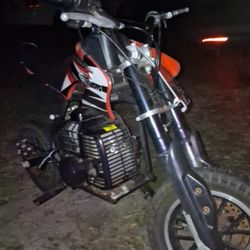 Moto Pocket Rocket 50cc 2 Cycle