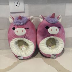 Kids' Squishmallows Lola the Unicorn Slippers, Size 13/1