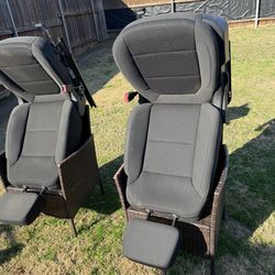 2019 To 2024 Chevy Silverado 2500 Seats