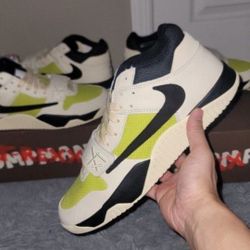 Travis Scott Bright Cactus Jordan Jumpman Jack Size 10.5 and 12