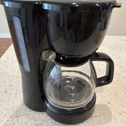 ☕ Coffee Maker – Works Great! $10 (OBO)