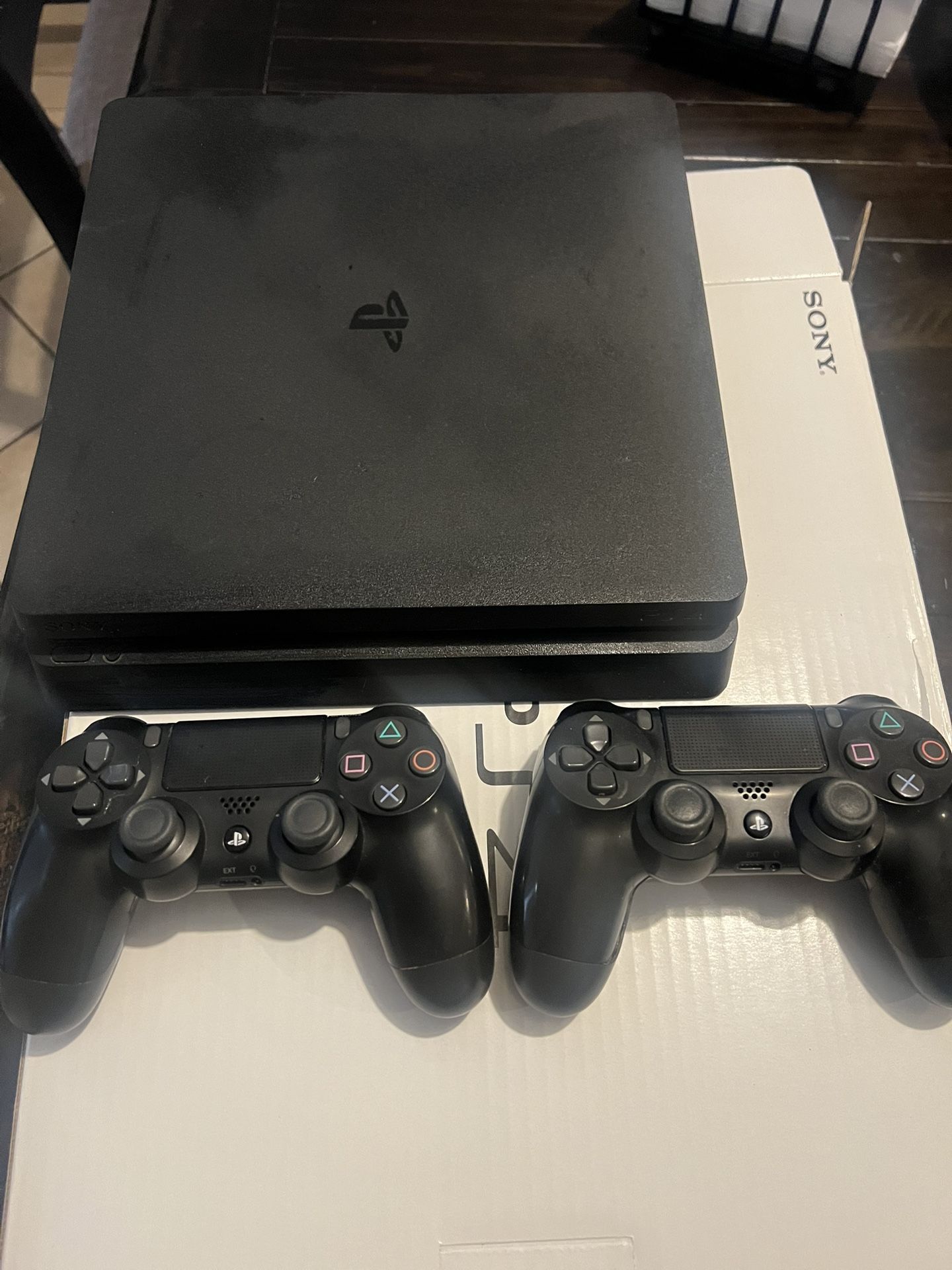 PS4