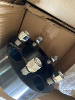 2 Inch Wheel spacers NEW ( Set Of 4)