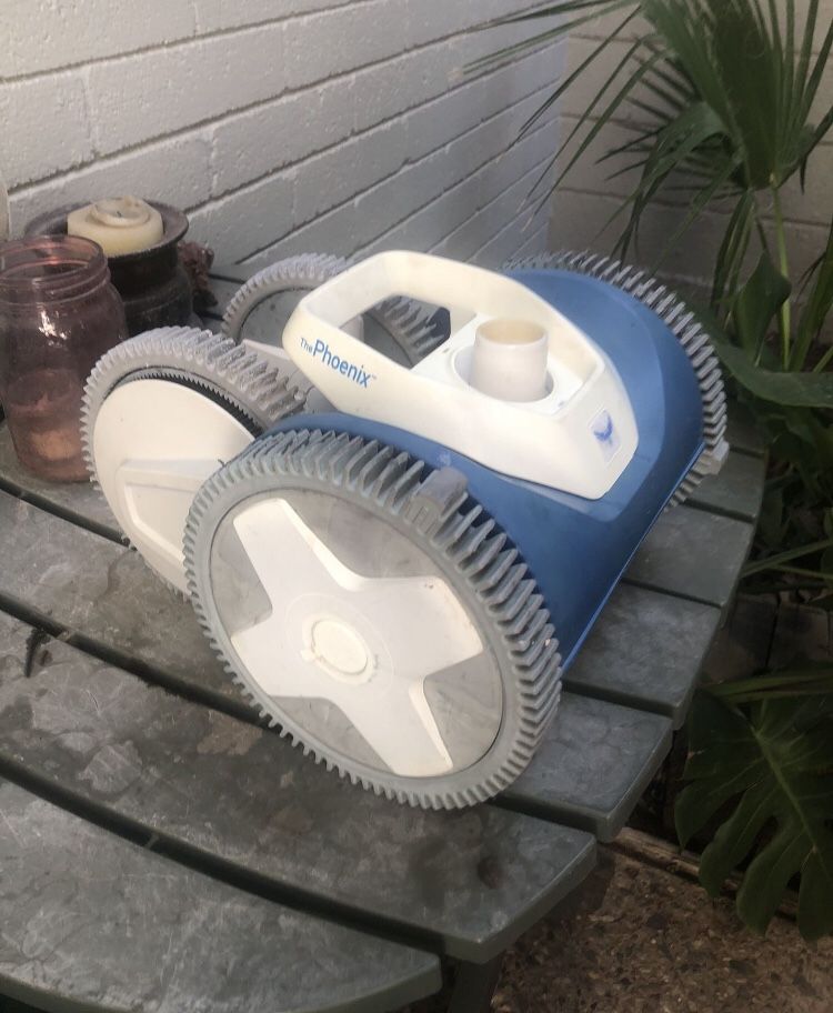 Pool Cleaner Hayward 4 Wheeler