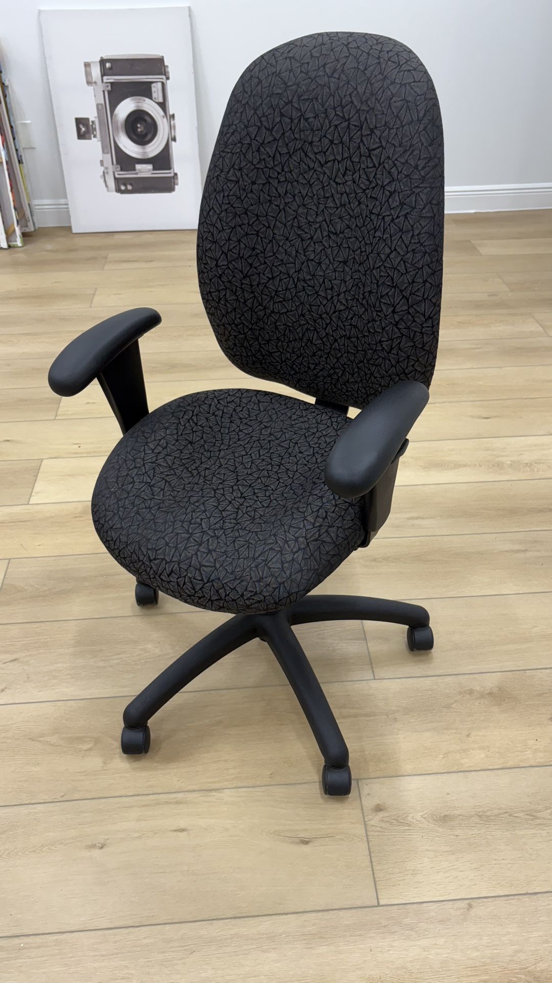 Office Gaming Chairs On Sale MAKE OFFERS!