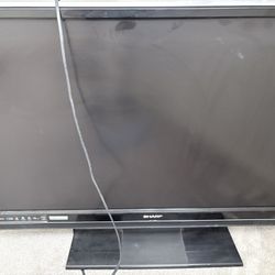 Sharp Aquos TV And Stand 48”