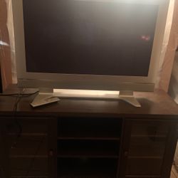 Tv Panasonic 55” And Tv Stand 