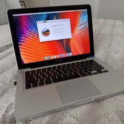MacBook Pro 13” - Mid 2010