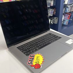MacBook Pro 16Ram 1tb 2018 i7 15in.