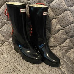Hunter Women’s Boots Size 9
