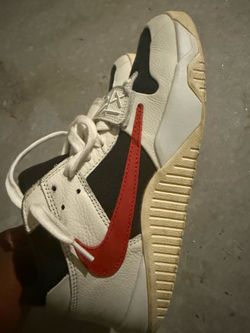 Travis Scott size 10.5