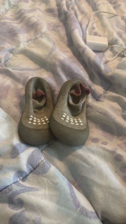 Walking shoes