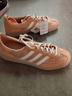 Adidas shoes women's size 6.5