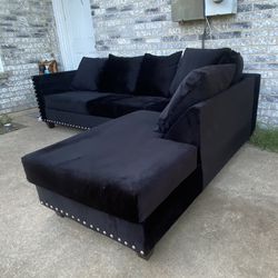Black Sectional Sofa Less Than A Year Old 