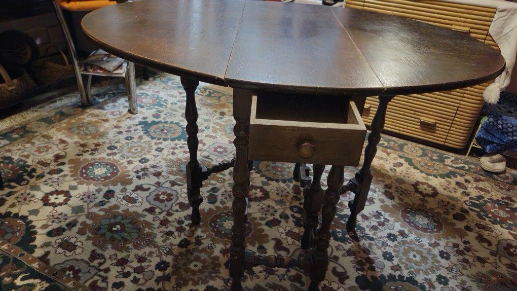 Wonderful Antique Drop Leaf Table W/ Drawer