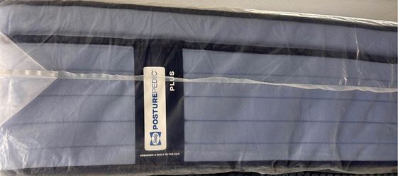 New King Size Posturepedic Mattress