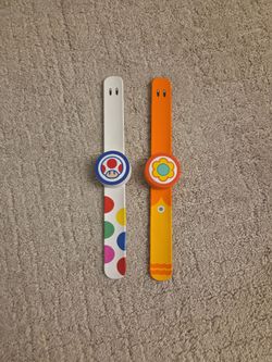 Super Nintendo World Power-Up Band Toad and Daisy