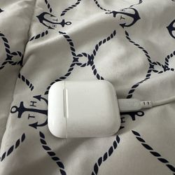 AirPods Good Condition 