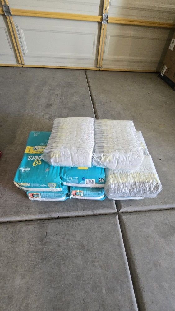 Diapers Newbor And Size 1