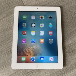 iPad 2 32GB WiFi And CELLULAR