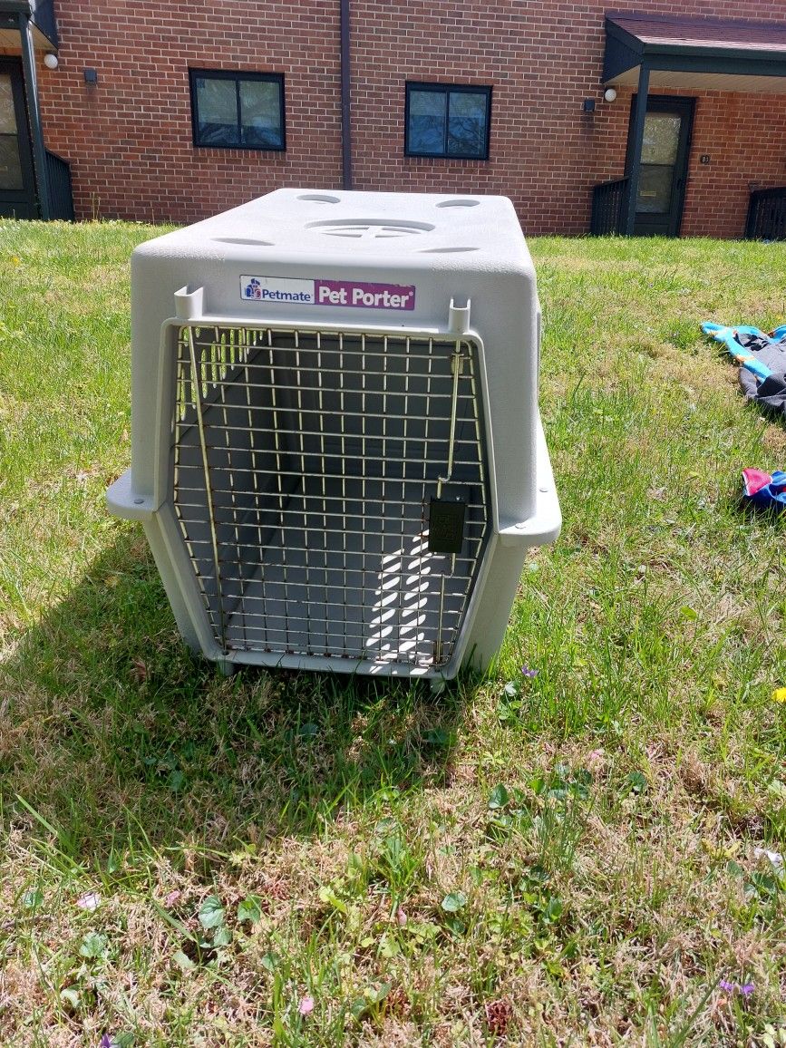 Pet porter pet mate dog crate