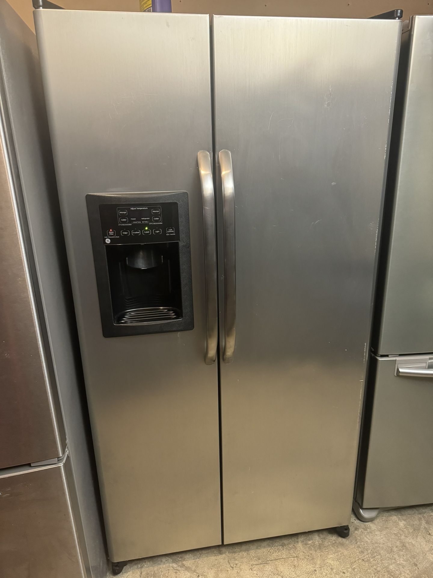 Side By Side Refrigerator 