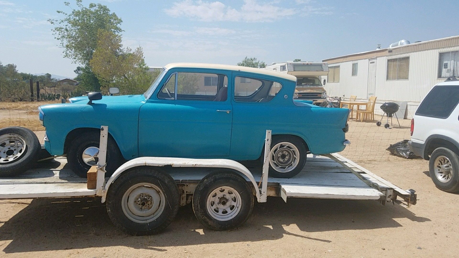 1966 ford anglia