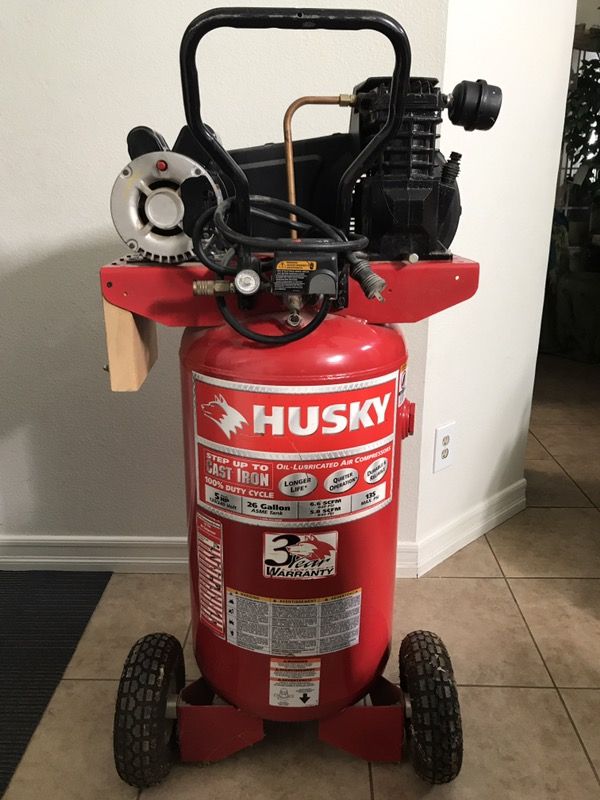 Husky compressor mod. VT 631502 AJ. 5 hp.