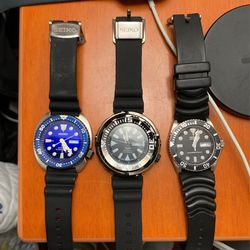 3 SEIKO Divers Watches 