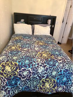 Full size bed with drawers underneath
