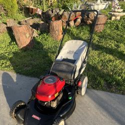 CRAFTSMAN SELF PROPELLED LAWNMOWER READY FOR WORK FRESH TUNE UP AND SHARPEN BLADE WORKING GREAT 
