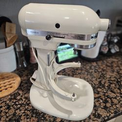 Kitchen Aid Mixer