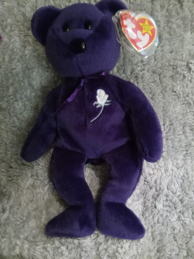 Princess DIANIA Ty Beanie Baby Purple With A CAPE