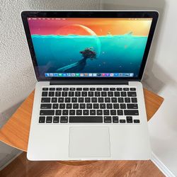 Apple MacBook Pro 13” 2015 i7 3.1Ghz 16GB 256GB SSD -Screen Delam